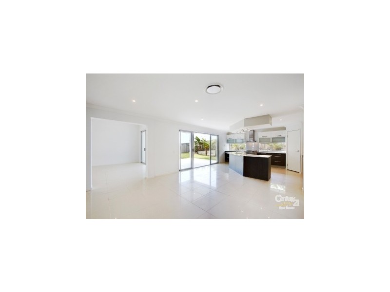 84 Sandhurst Cres, Peregian Springs QLD 4573