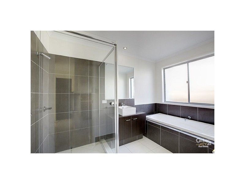 44 Selkirk Way, Peregian Springs QLD 4573