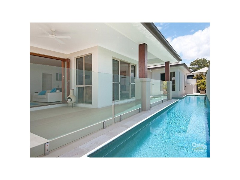 1 Selkirk Way, Peregian Springs QLD 4573