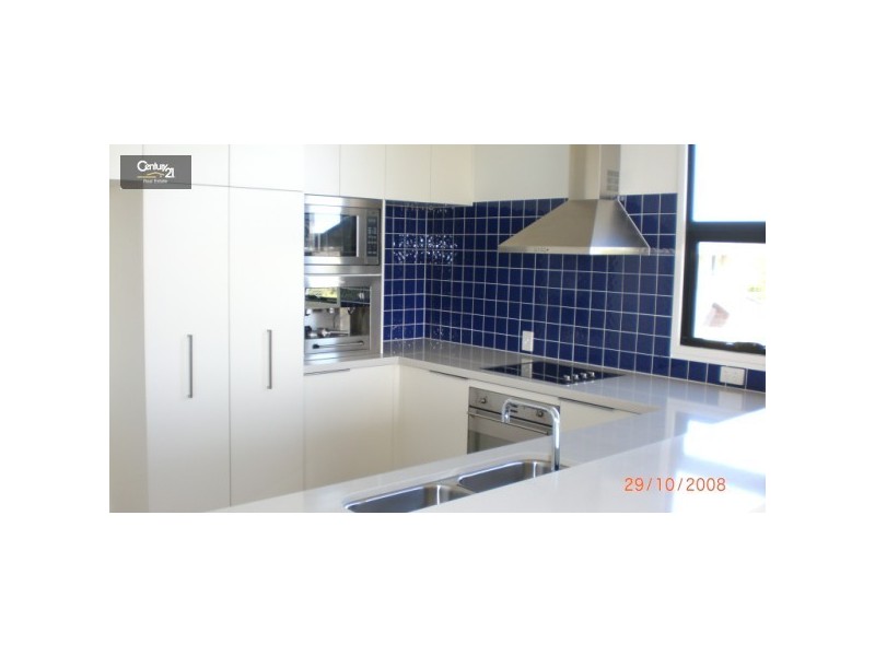 2/2 Balgownie Drive, Peregian Springs QLD 4573