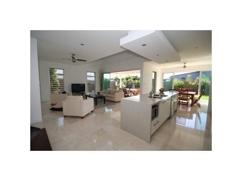 31 The Avenue, Peregian Springs QLD 4573