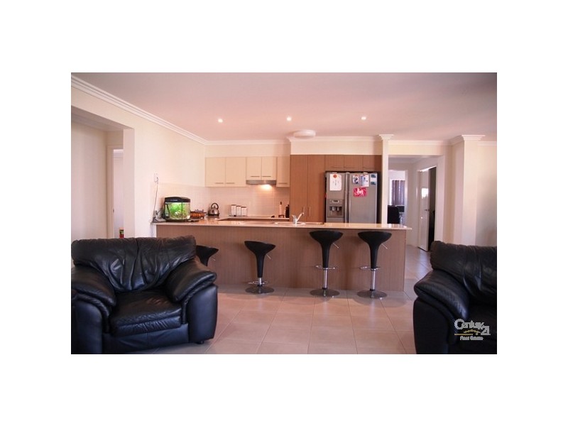 42 Sandhurst Crescent, Peregian Springs QLD 4573