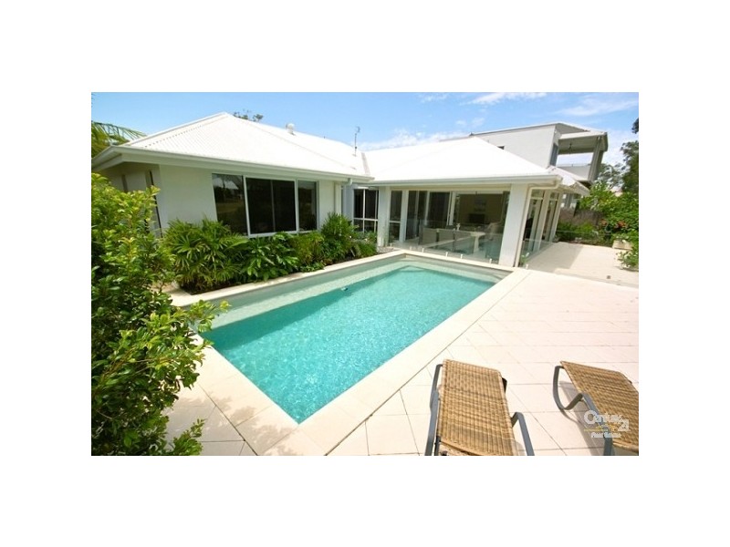 37 Lakeside Drive, Peregian Springs QLD 4573