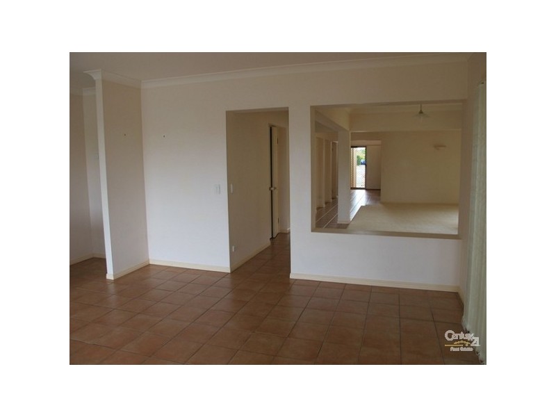 26 Massachusetts Court, Varsity Lakes QLD 4227