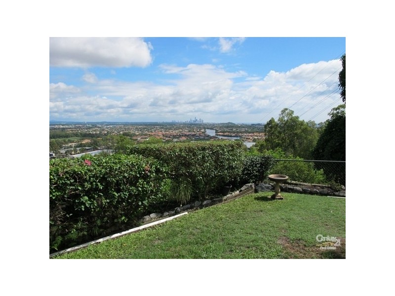 4 Tanjenong Place, Burleigh Heads QLD 4220