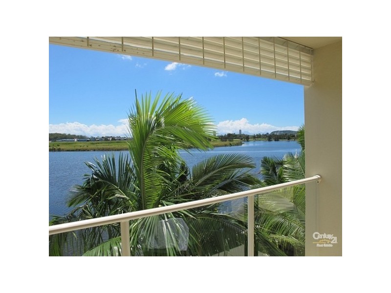 251 Varsity Parade, Varsity Lakes QLD 4227