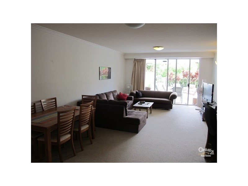 Varsity Lakes QLD 4227