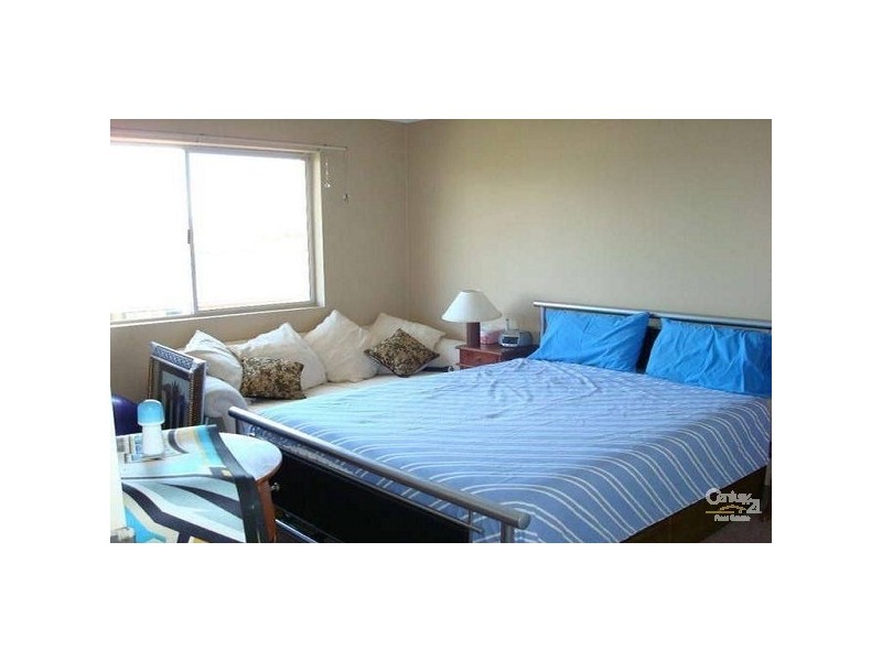 10/5 Christine Avenue, Miami QLD 4220