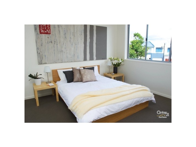 Varsity Lakes QLD 4227