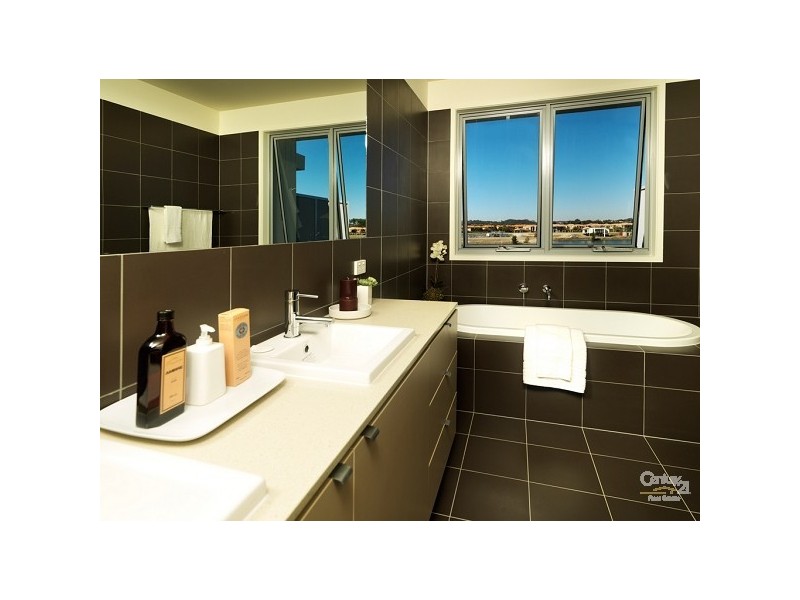 Varsity Lakes QLD 4227