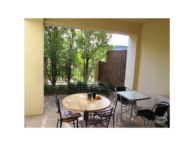 2/5 Assembly Drive, Varsity Lakes QLD 4227