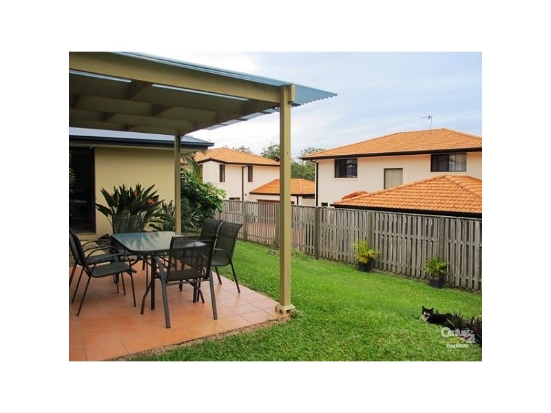 2/15 The Links, Varsity Lakes QLD 4227