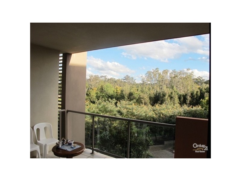 30/19 Carina Peak Drive, Varsity Lakes QLD 4227