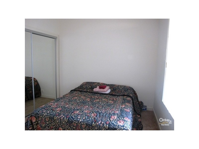 30/19 Carina Peak Drive, Varsity Lakes QLD 4227