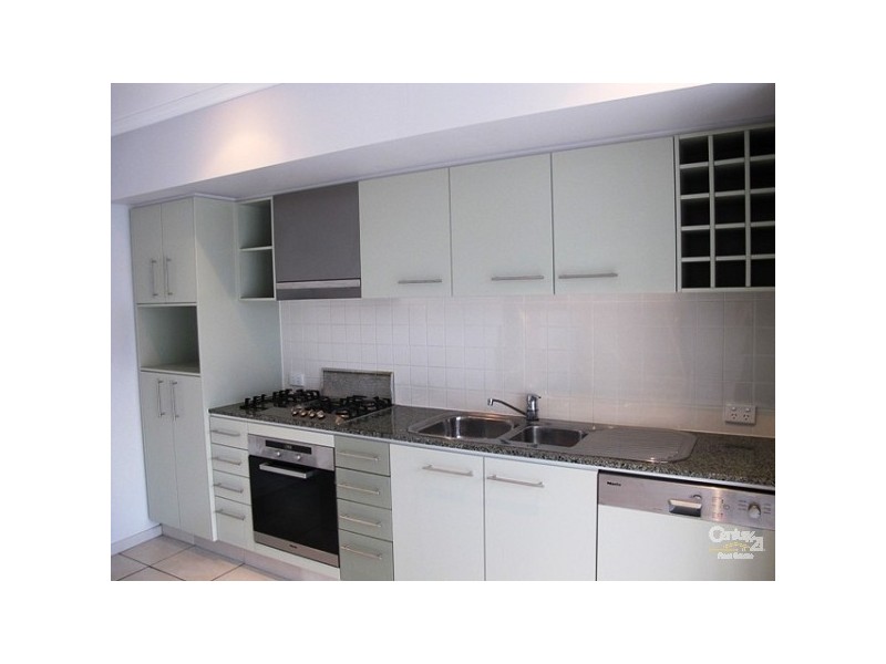 2/26 Moores Crescent, Varsity Lakes QLD 4227