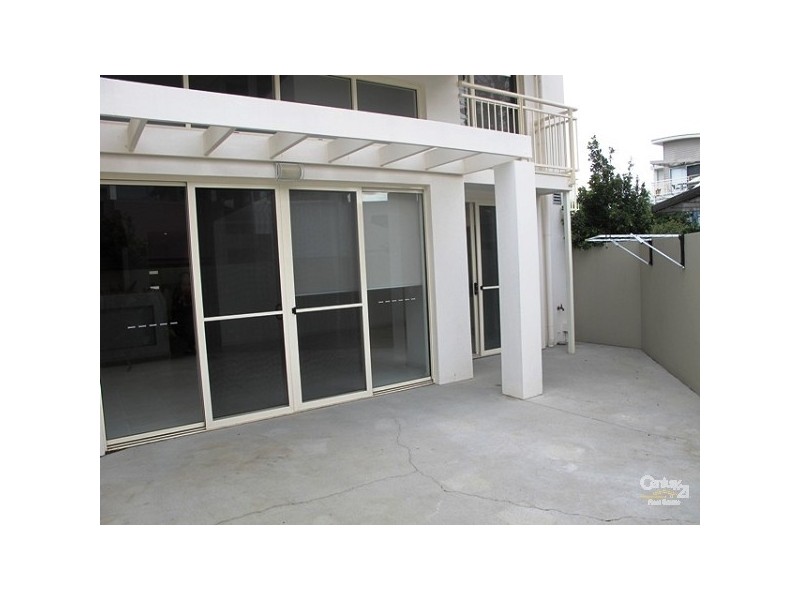 2/26 Moores Crescent, Varsity Lakes QLD 4227