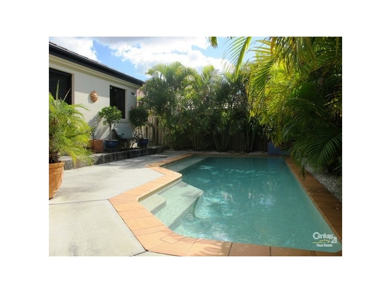 12 Torrey Place, Robina QLD 4226