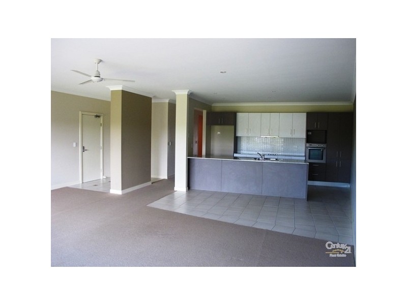 16/10 Valbonne Street, Varsity Lakes QLD 4227