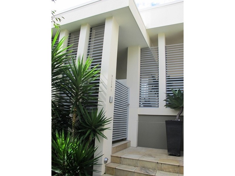 Villa 1/255 Varsity Parade, Varsity Lakes QLD 4227