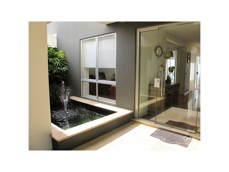 Villa 1/255 Varsity Parade, Varsity Lakes QLD 4227