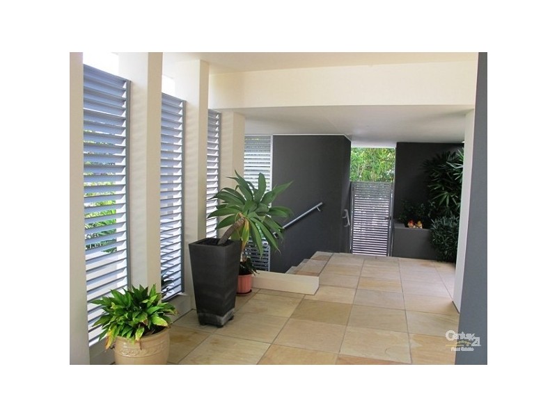 Villa 1/255 Varsity Parade, Varsity Lakes QLD 4227