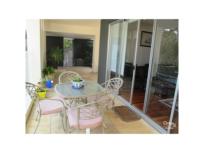 Villa 1/255 Varsity Parade, Varsity Lakes QLD 4227