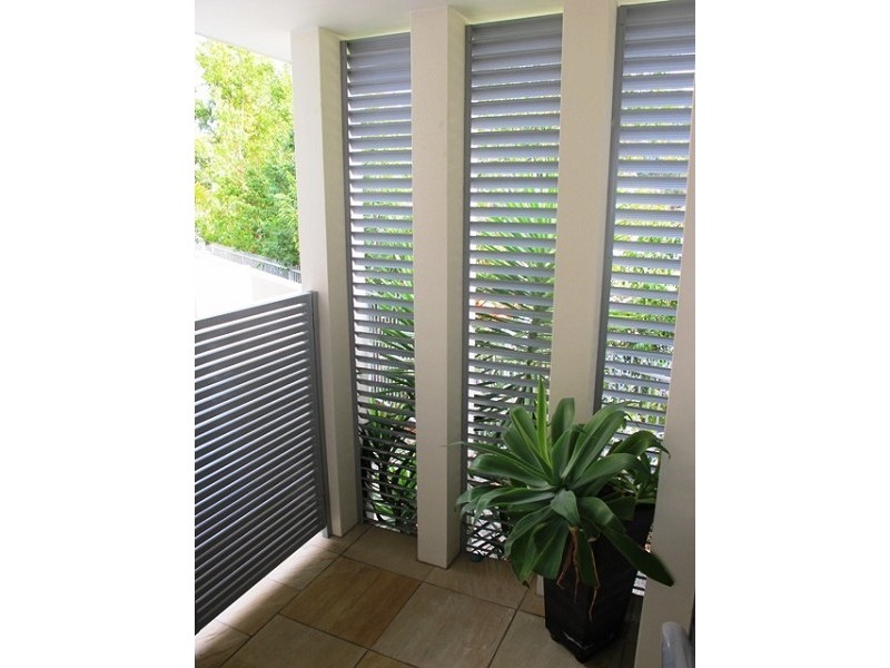 Villa 1/255 Varsity Parade, Varsity Lakes QLD 4227