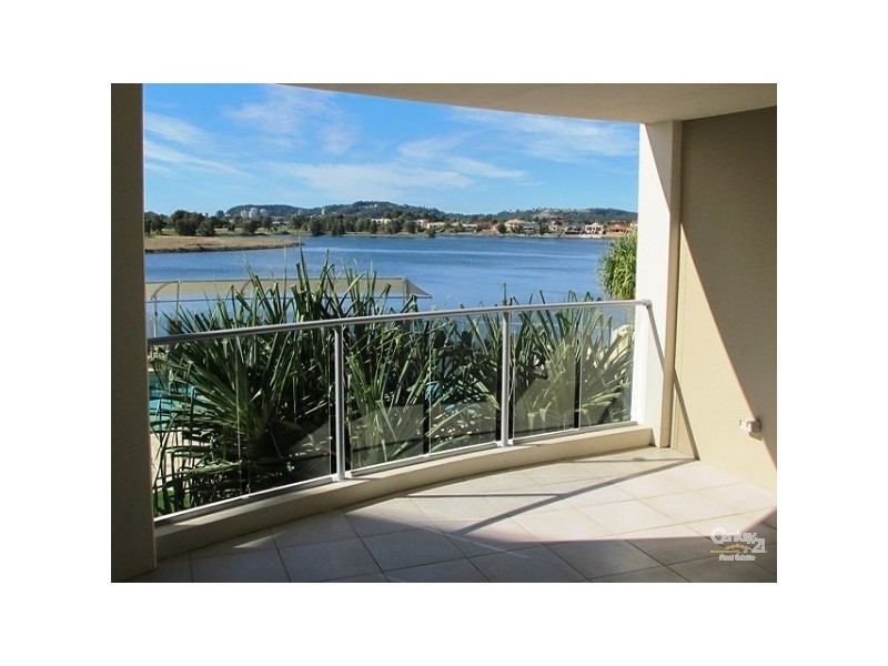 Varsity Lakes QLD 4227