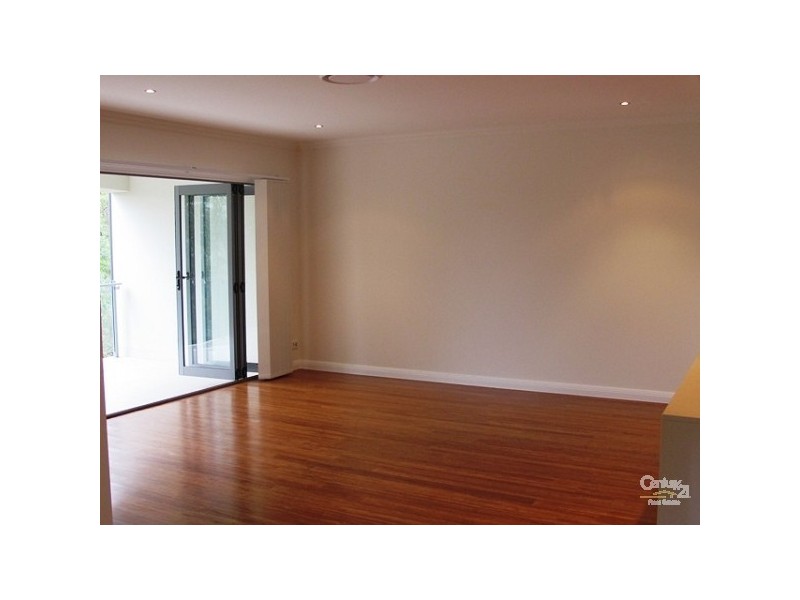 7/17 Great Southern Drive, Robina QLD 4226