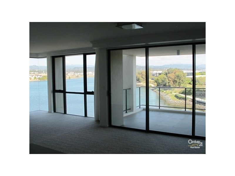 Varsity Lakes QLD 4227