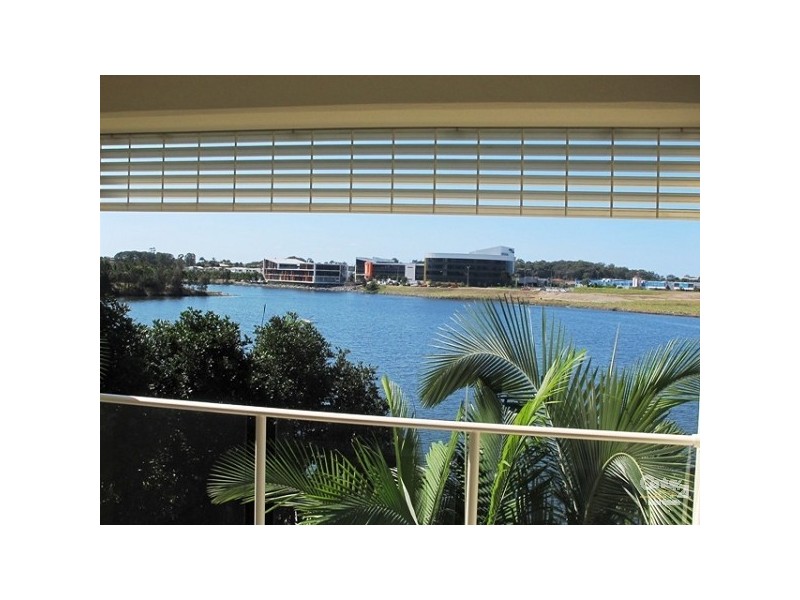 251 Varsity Parade, Varsity Lakes QLD 4227