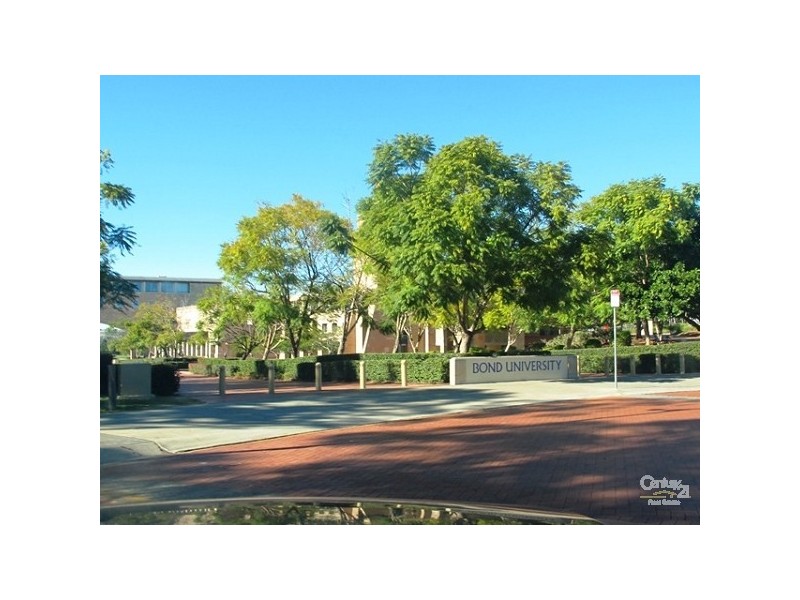 Varsity Lakes QLD 4227