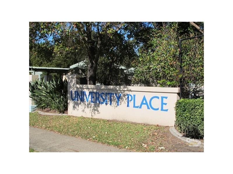 Varsity Lakes QLD 4227