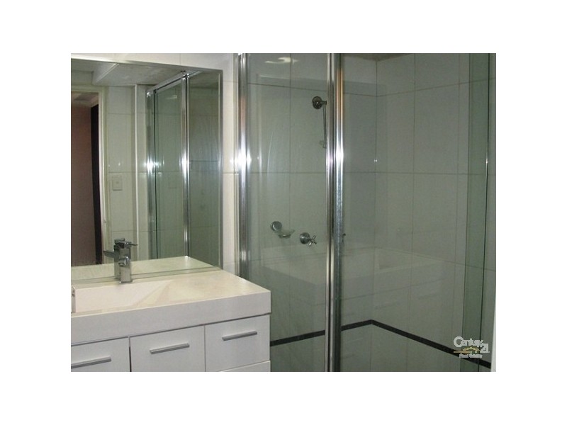 7/1976 Gold Coast Highway, Miami QLD 4220