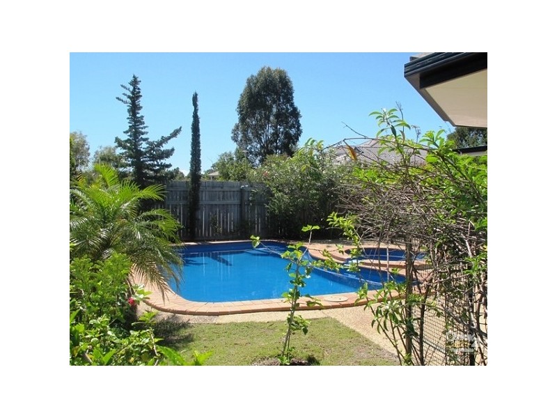 1 Nypa Place, Robina QLD 4226