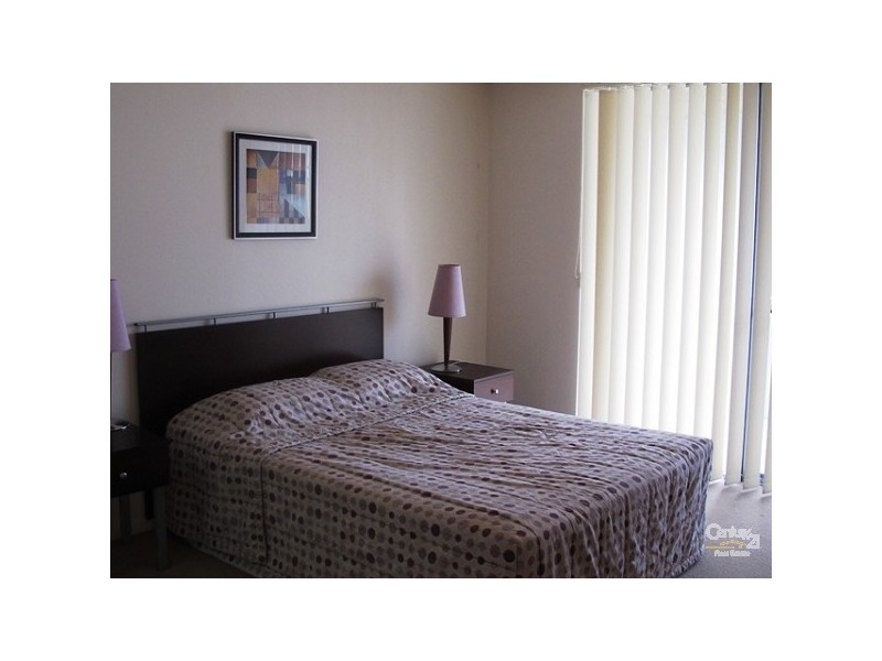 195 Varsity Parade, Varsity Lakes QLD 4227