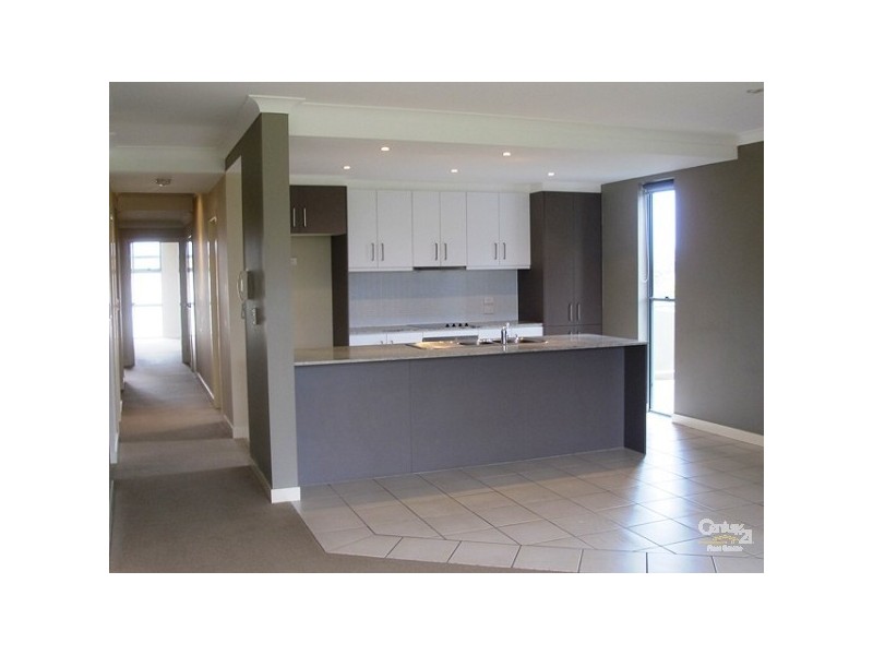14/10 Valbonne Avenue, Varsity Lakes QLD 4227