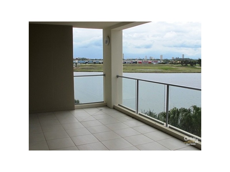 Varsity Lakes QLD 4227