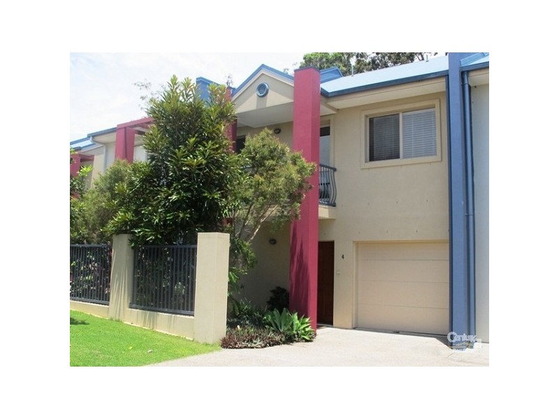 Varsity Lakes QLD 4227