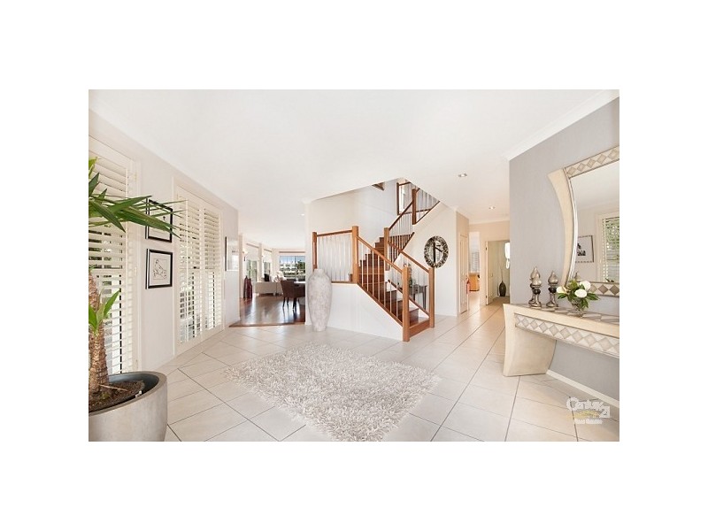 Clear Island Waters QLD 4226