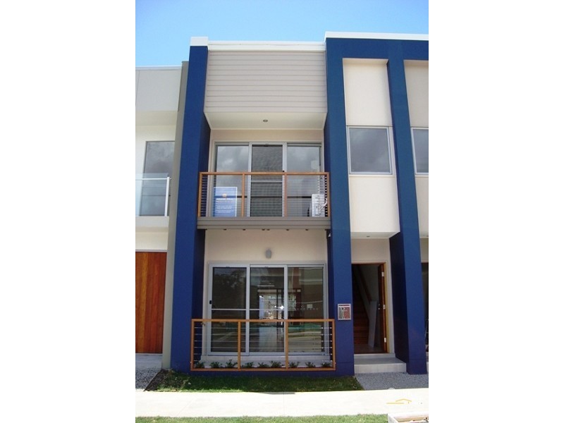 6/11 Jurien Crescent, Varsity Lakes QLD 4227