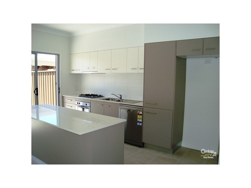 6/11 Jurien Crescent, Varsity Lakes QLD 4227