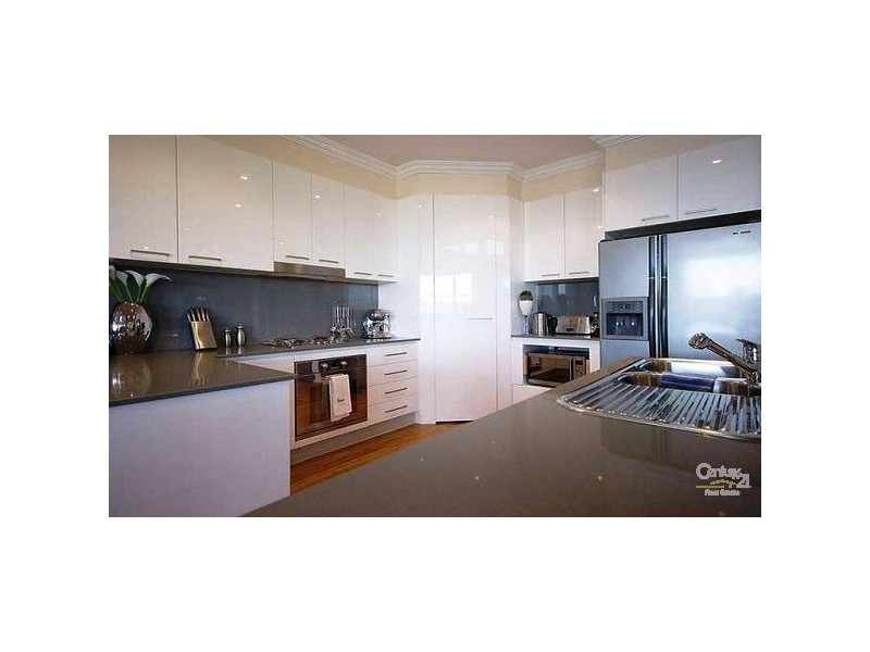 72 Nicklaus Court, Merrimac QLD 4226