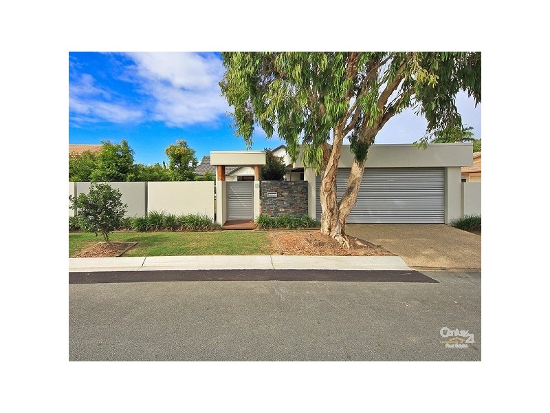 28 Yarraville Street, Robina QLD 4226