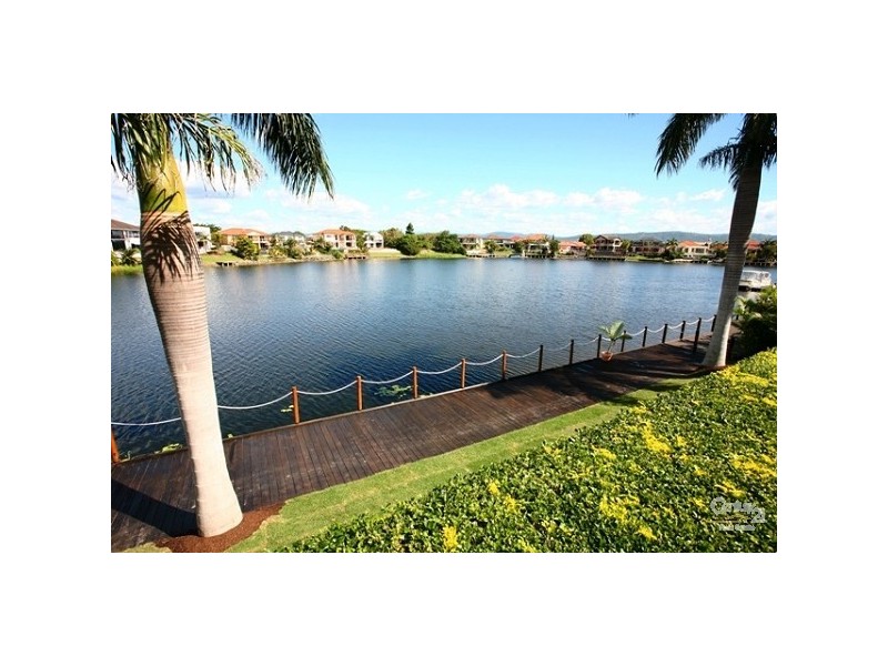 58 Bollard Circuit, Clear Island Waters QLD 4226