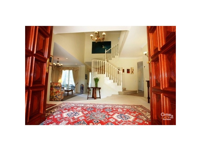 58 Bollard Circuit, Clear Island Waters QLD 4226