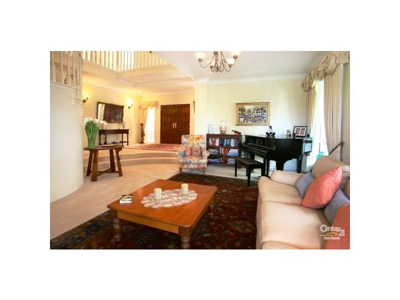 58 Bollard Circuit, Clear Island Waters QLD 4226