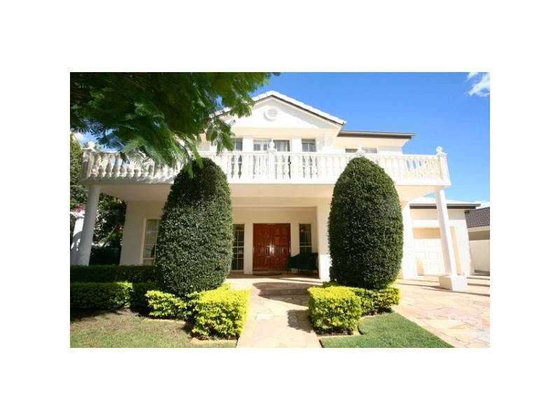 58 Bollard Circuit, Clear Island Waters QLD 4226