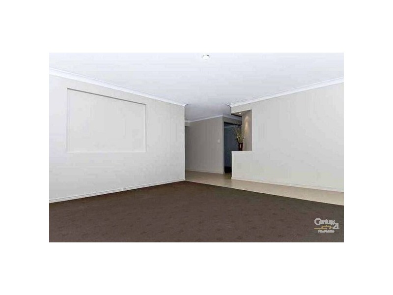 102 Observatory Drive, Reedy Creek QLD 4227