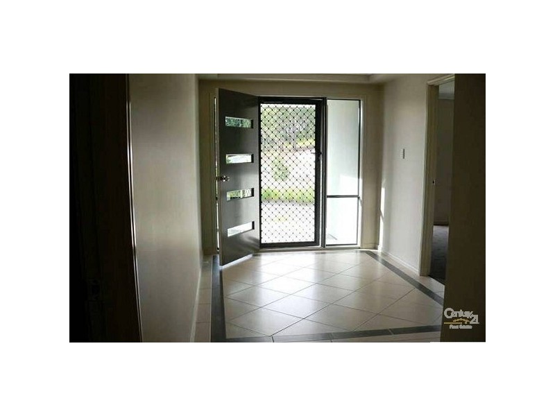 102 Observatory Drive, Reedy Creek QLD 4227